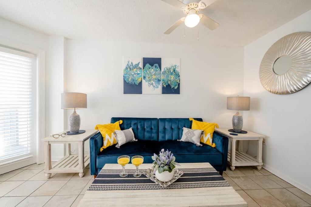 Royal Retreat-Amazing View-King Bed-1 Bedroom-Full Kitchen-Free Parking-Self Check-In Myrtle Beach Bagian luar foto