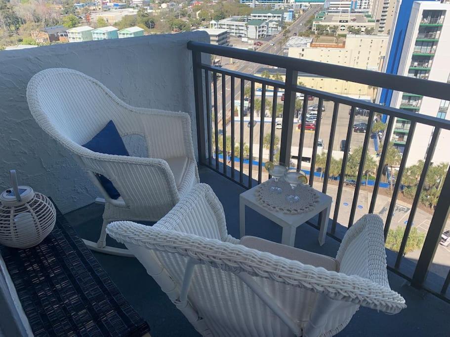 Royal Retreat-Amazing View-King Bed-1 Bedroom-Full Kitchen-Free Parking-Self Check-In Myrtle Beach Bagian luar foto