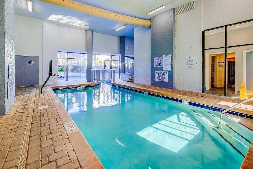 Royal Retreat-Amazing View-King Bed-1 Bedroom-Full Kitchen-Free Parking-Self Check-In Myrtle Beach Bagian luar foto