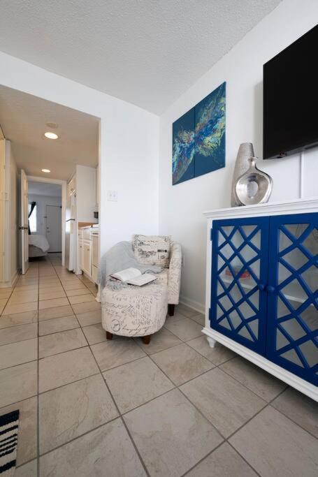 Royal Retreat-Amazing View-King Bed-1 Bedroom-Full Kitchen-Free Parking-Self Check-In Myrtle Beach Bagian luar foto