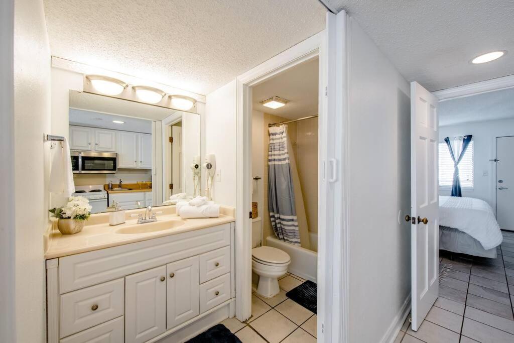 Royal Retreat-Amazing View-King Bed-1 Bedroom-Full Kitchen-Free Parking-Self Check-In Myrtle Beach Bagian luar foto